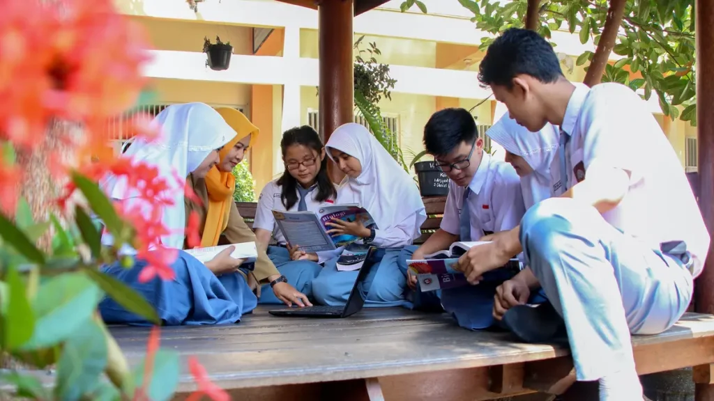 Mengenal Sejarah OSIS dan Manfaatnya Bagi Pelajar